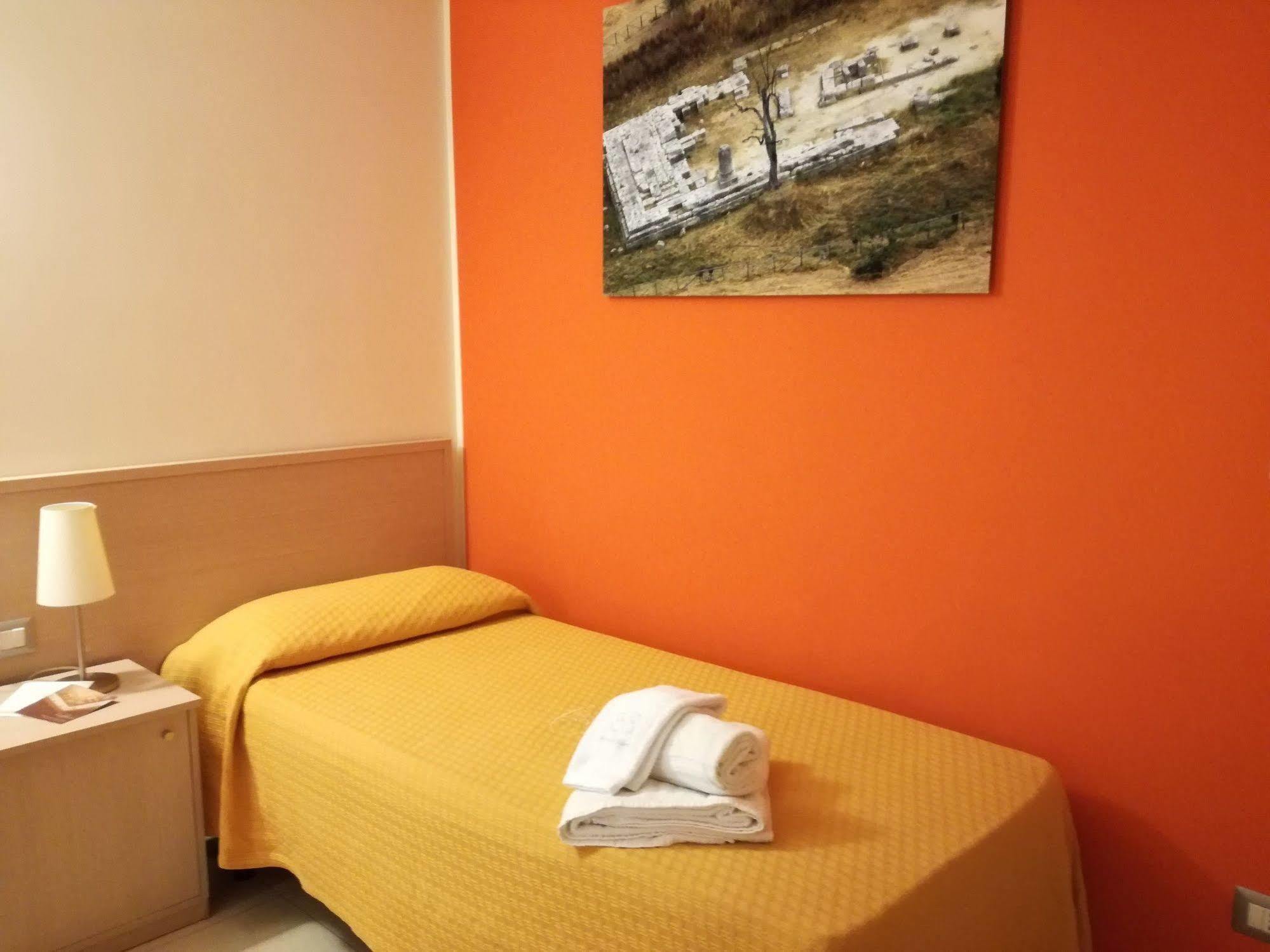 Hotel Residence Empedocle مسينا المظهر الخارجي الصورة