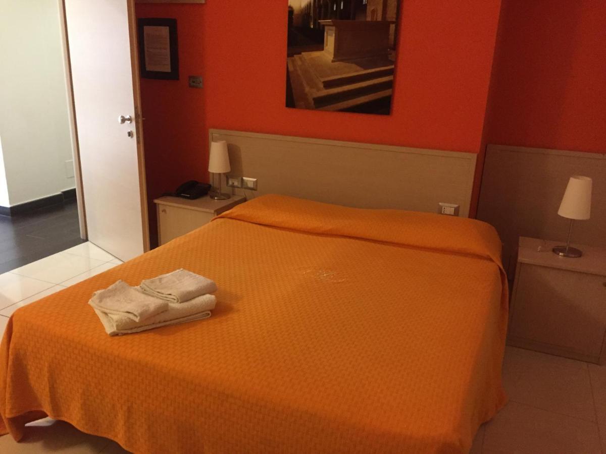 Hotel Residence Empedocle مسينا المظهر الخارجي الصورة